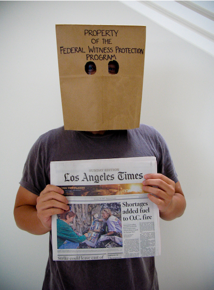 Ilustración para el artículo titulado Homemade Halloween Costume Photo Gallery